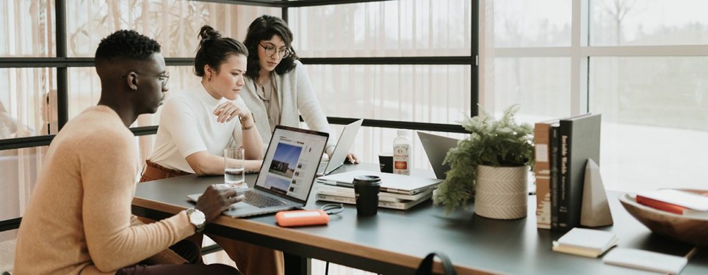 SMELLS LIKE TEAM SPIRIT