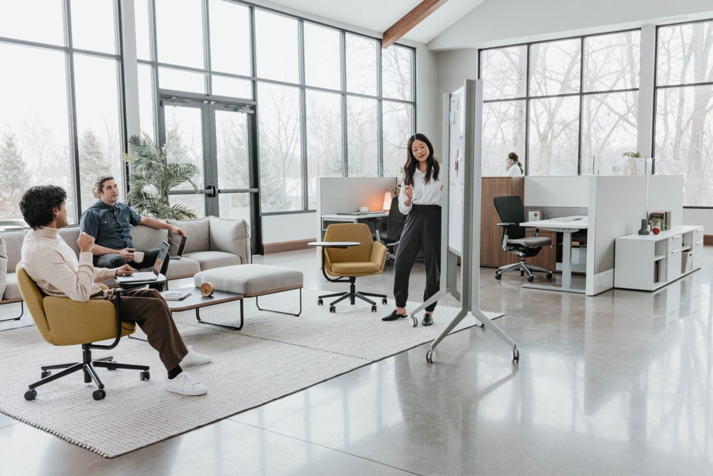 MANAGING CULTURE CHANGE THROUGH ONE-DEGREE SHIFTS